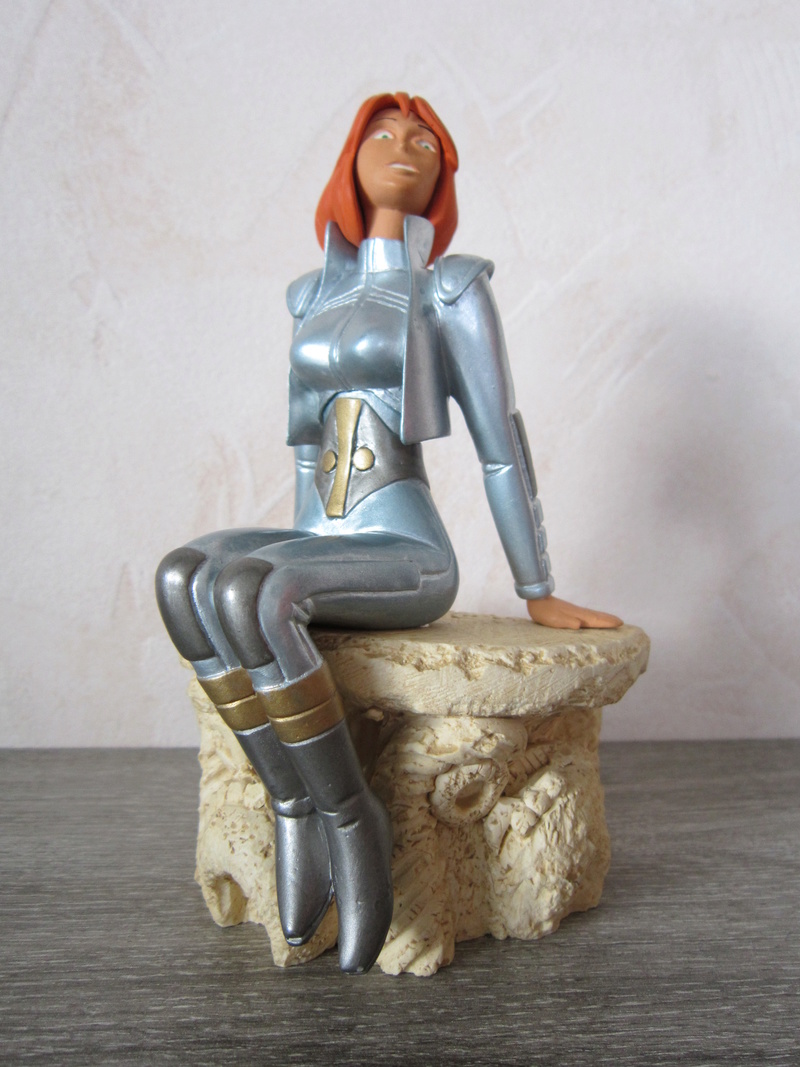 Collection n° 514 : Space Oddity...(The Last Maj du 13/01/2017) Statue16