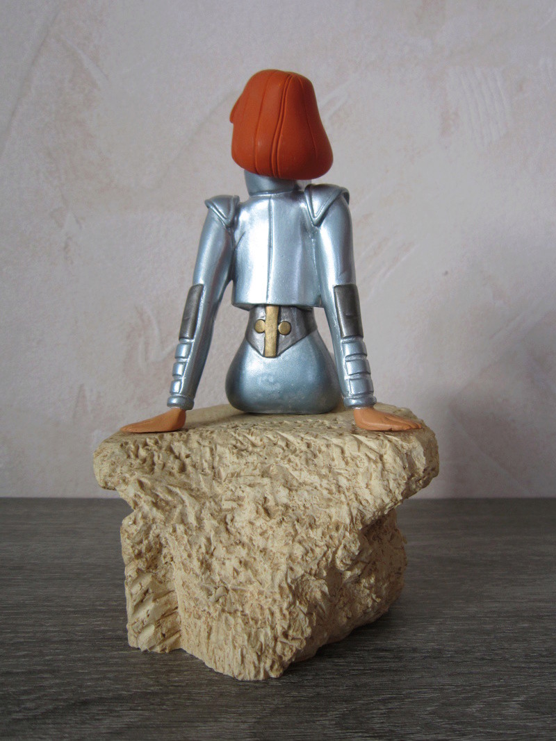 Collection n° 514 : Space Oddity...(The Last Maj du 13/01/2017) Statue19