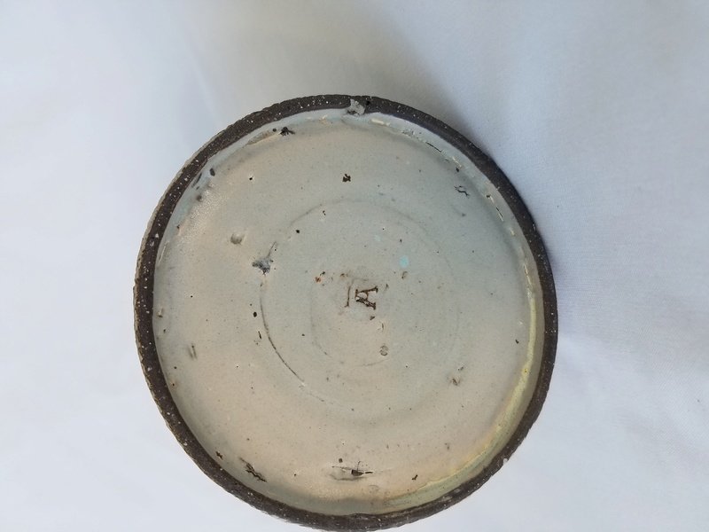 Help Identifying Earthenware Jar Modernist Style Copy_o10