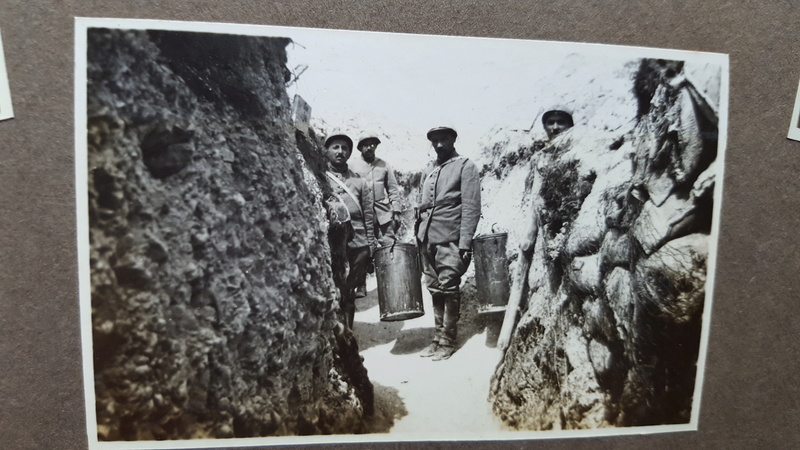 (E) Album photo d'un aumonier du 7e Hussards dans les Flandres (vendu) 1610