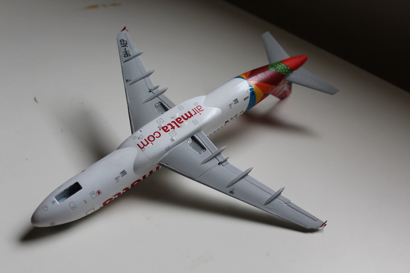 Duo d'insulaires : A320, A330 1/144 Img_0212