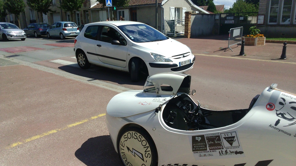 pneus - velomobile leiba xstream et engin electric de l'IUT de l' Aisne: 2015/2018 - Page 32 Dsc_0816