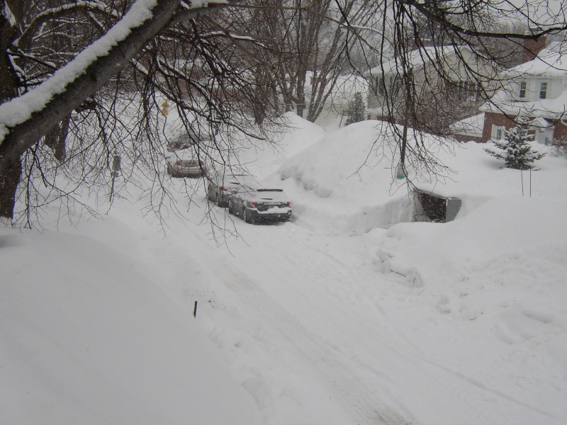 La tempête de neige, vue de ma voiture en allant faire le plein de ma bouteille d'oxygène P1010012