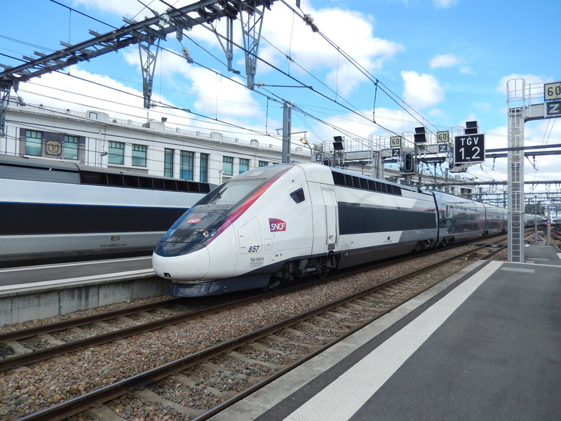 6 heures en gare de Bordeaux St Jean pour l'inauguration de la LGVA. Dscn5412