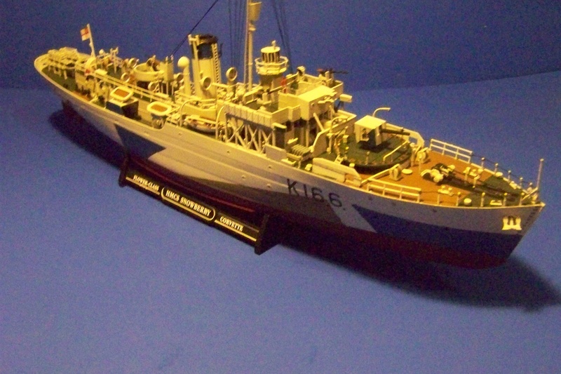 HMCS Snowberry von Revell in 1:144 100_3935