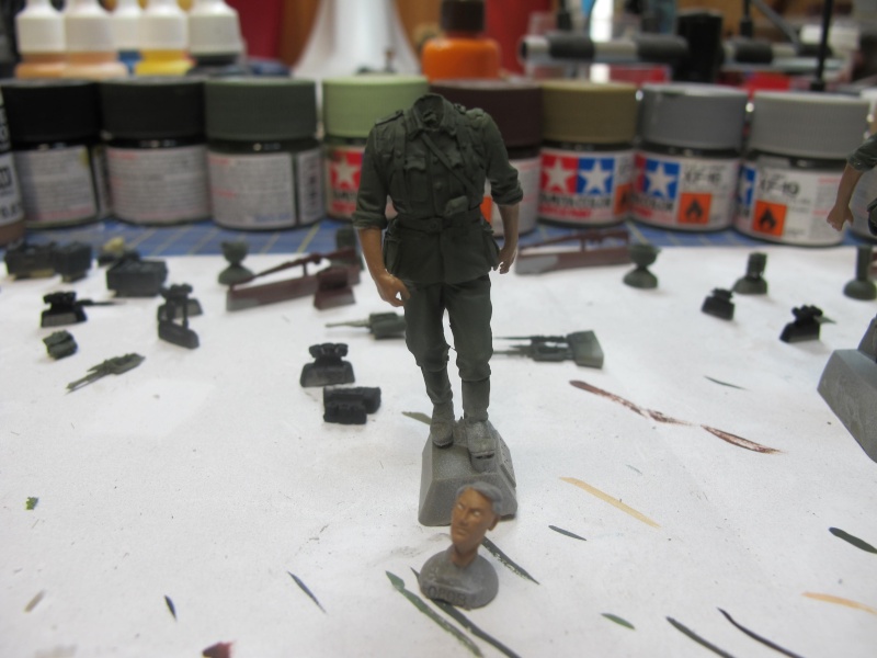 Tank crew & Wehrmacht soldiers - scala 1:35 (Marini Claudio) ***TERMINATO*** Img_4031