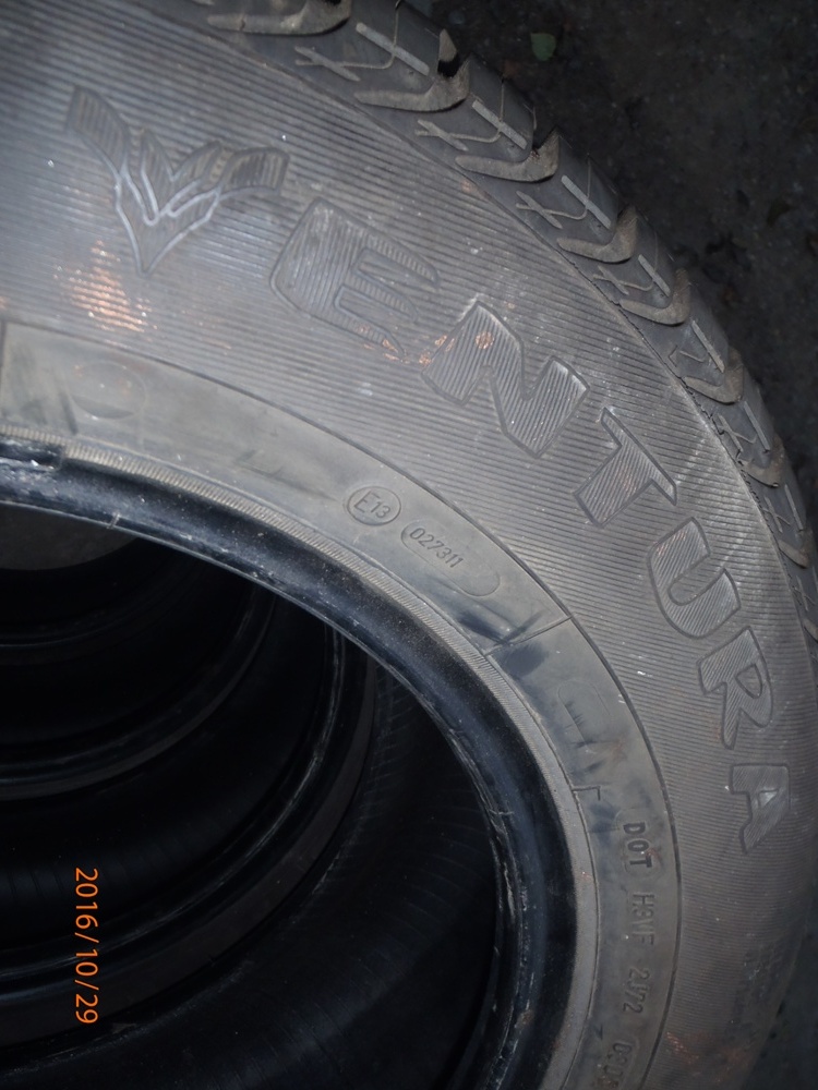 AH les pneus les pneus les pneus Pa290010