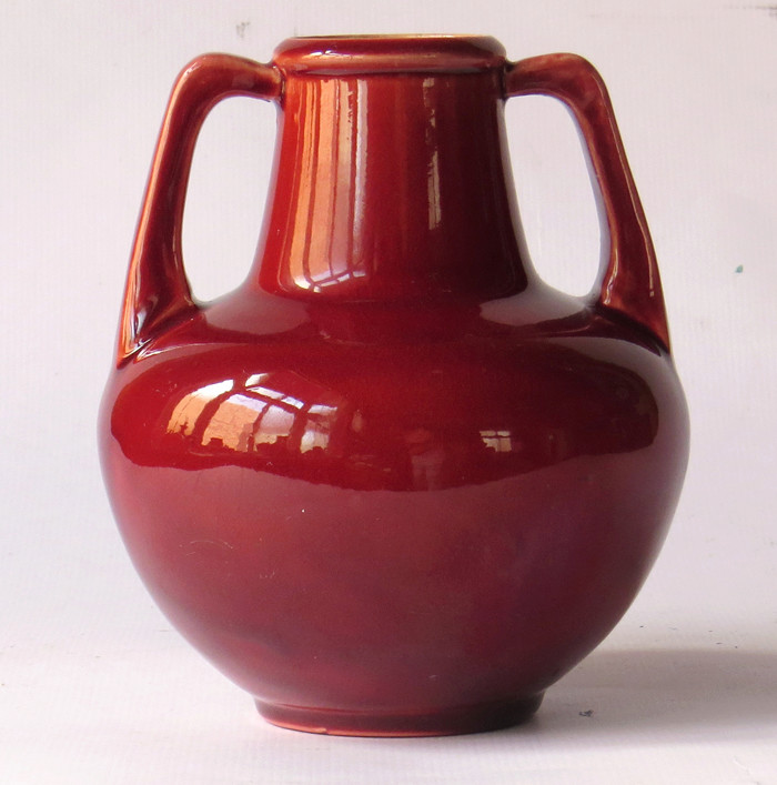  Bretby Art Pottery - Henry Tooth & Co. Ltd Img_9454