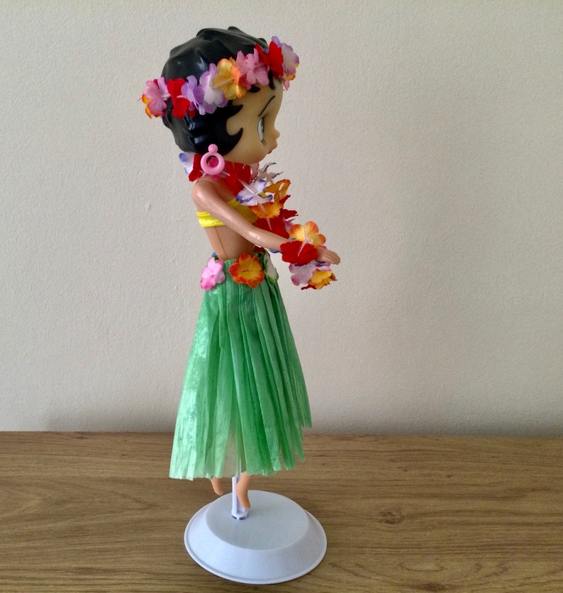 Betty Boop poupée de mode de collection Havaianas Il_79412