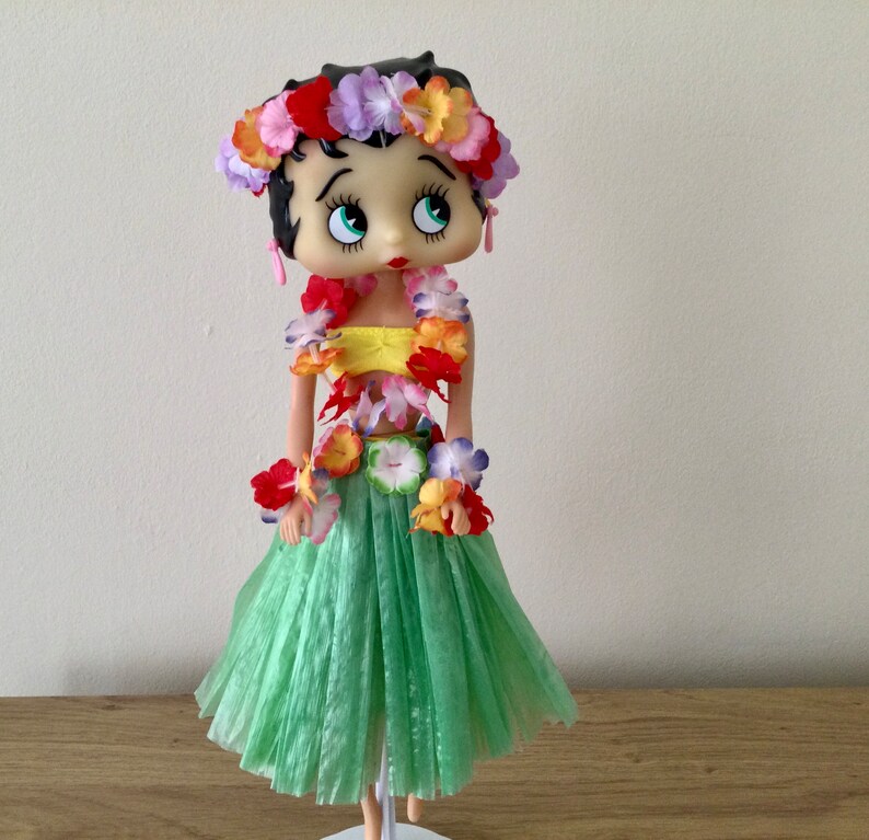 Betty Boop poupée de mode de collection Havaianas Il_79416