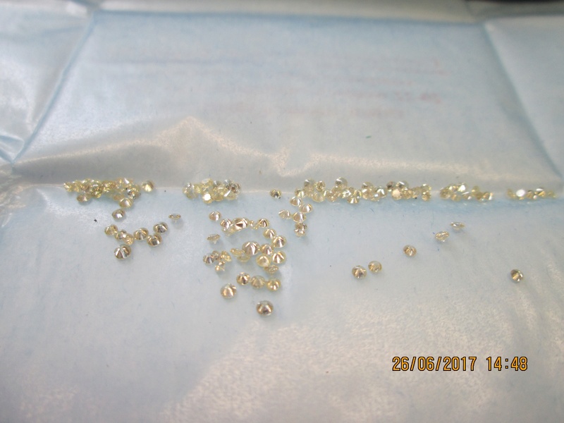 vend lot 2.20 ct diamant 1.45/1.60/1.75 mm Img_0710