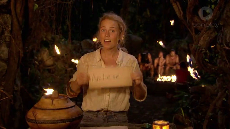 Australian Survivor lady Macbeth x2 Vlcsna13