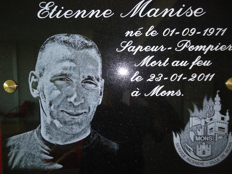 S.I. Mons Etienne Manise déja 2 ans (Photos) Plaque10