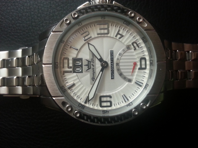 Ma montre a un dateur de 40 jours...? 20130111