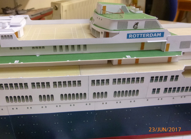 Fertig - SS Rotterdam V Scaldis 1:200  2.Versuch gebaut von Millpet - Seite 3 P1060911