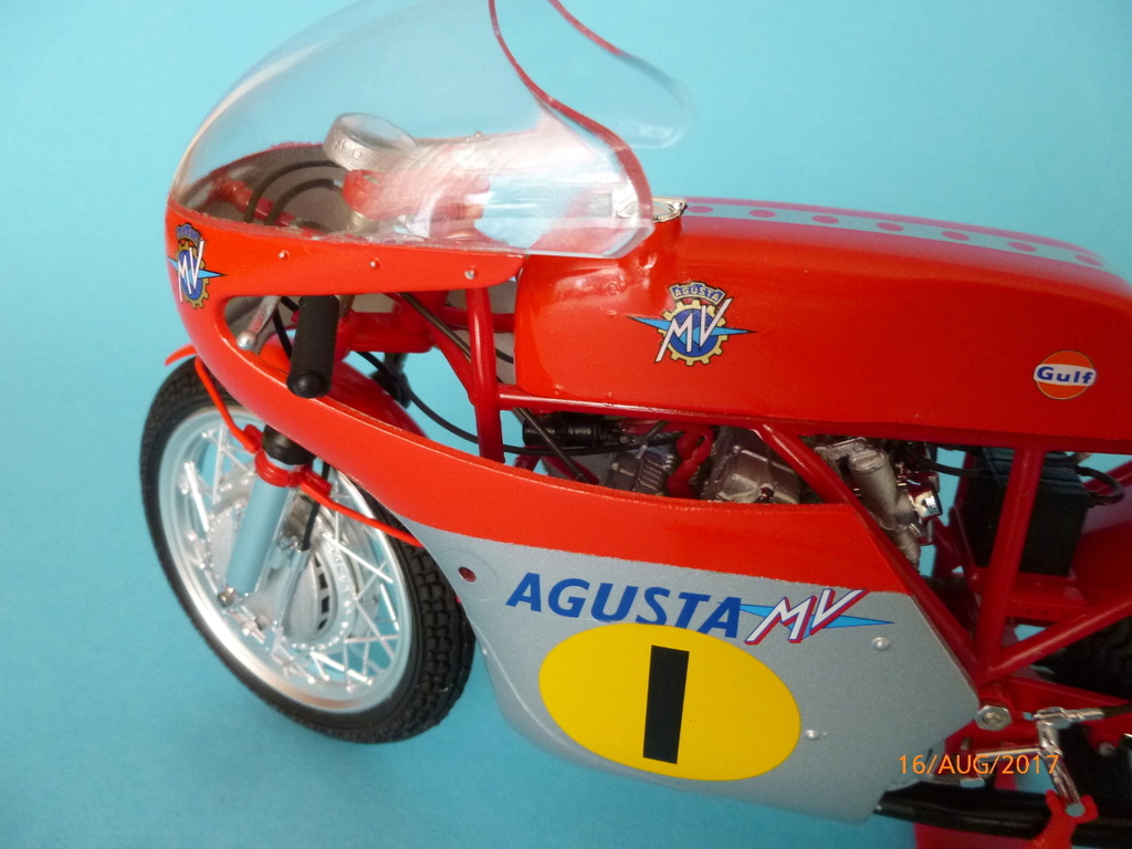 MV Agusta 500cc 3 Cilindri Italerie 1:9 Galeriebilder gebaut von Millpet Galerie P1070124