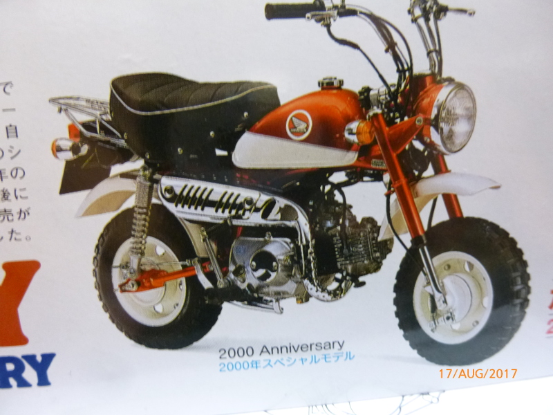 Honda MONKEY 1:6 Tamiya Fertig-gebaut von Millpet P1070238