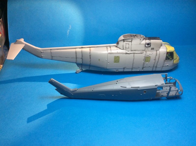 [Concours Hélico] Sh-2G Super Sea Sprite US NAVY - Kitty Hawk - 1/48. Img_4028