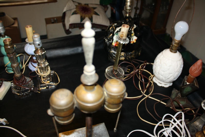 Antique Double Socket Slag Glass Lamp ID 04710