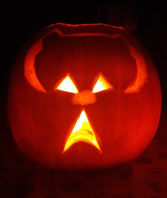 THE SECOND ANNUAL TXI STAR WARS PUMPKIN CARVING CONTEST P210