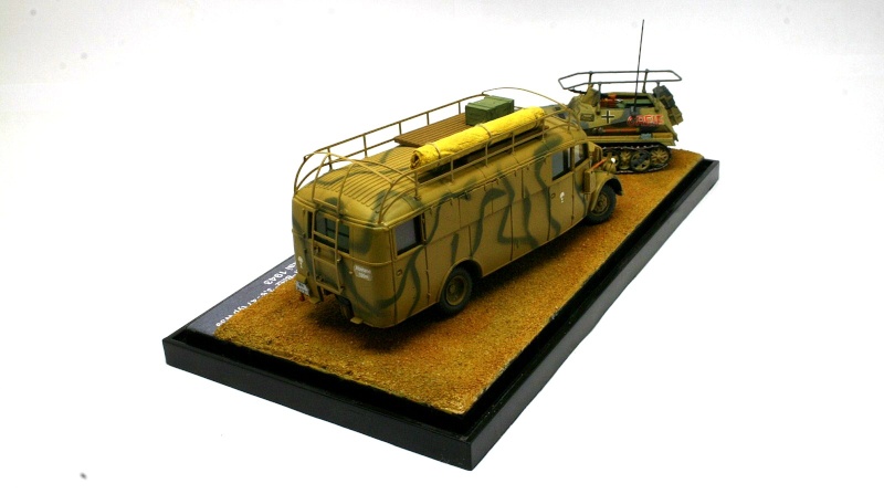 Omnibus OPEL Blitz W 39 [RODEN 1/72°] et Sd.Kfz. 250/3 [IXO 1/72°] Autobu14