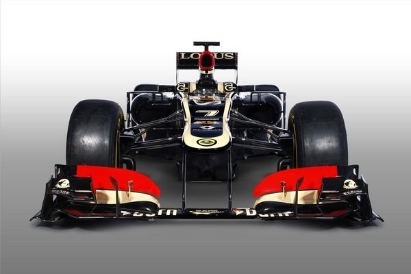  7 & 8 - Lotus F1 Team 2013 - K. Raikkonen & R. Grosjean 0128-210