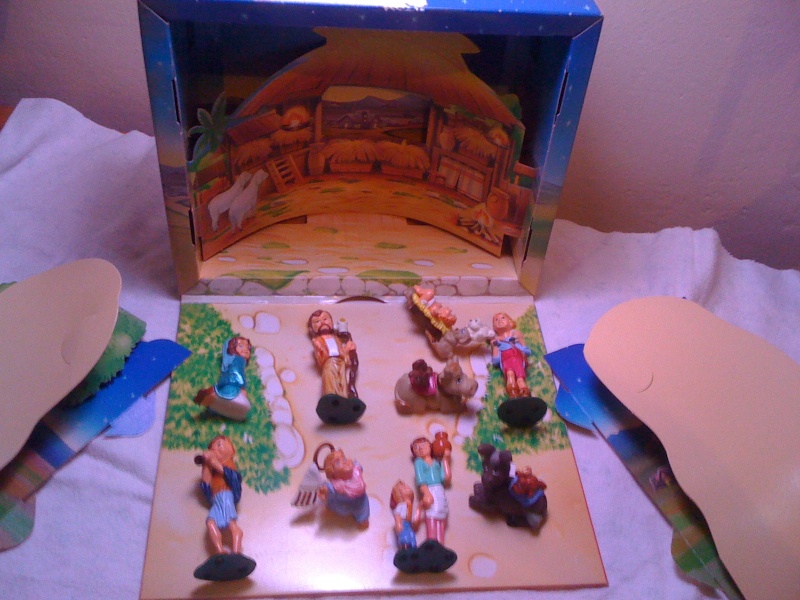 Vendo Presepe Kinder 1998 - 9 pezzi Immagi11