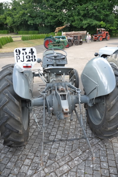  28- Les tracteurs du Plan Marshall Au COMPA le 24 et 25 Juin 2017 Dsc_3492