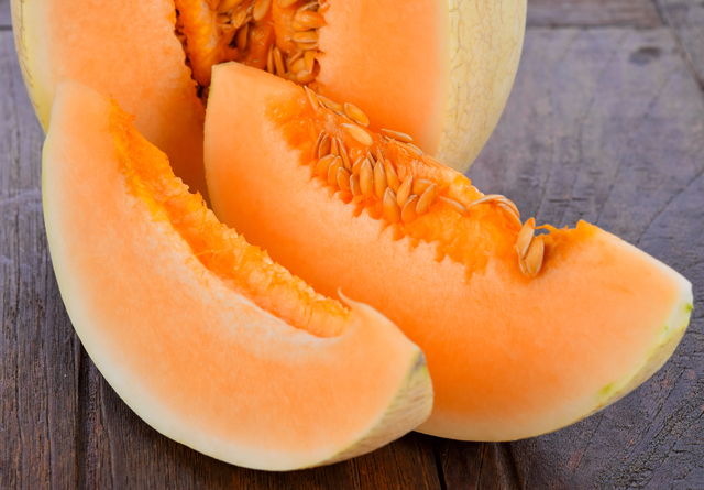 WATCH OUT: THAT NEW WALMART CANTALOUPE WAS DEVELOPED BY MONSANTO Cantal11