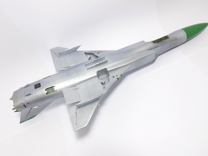 Sukhoï Su-15TM flagon-F-1/48-Trumpeter - Page 2 Su-15t27