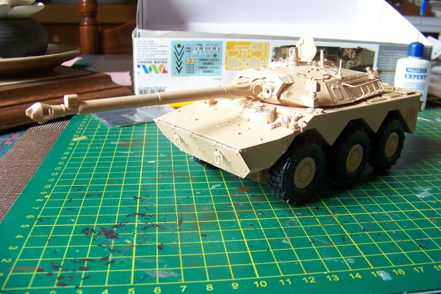 1/35 AMX 10 RC ,Direction Bagdad ! Tiger models  1218210