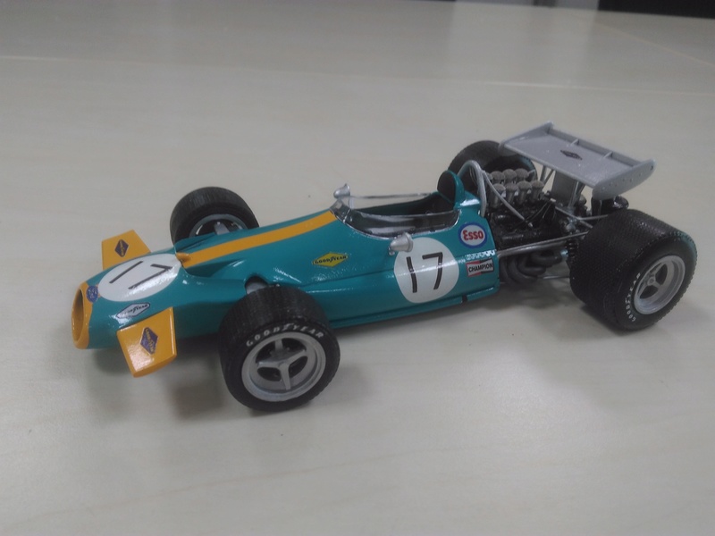 BRABHAM BT 33 BRANDS HATCH Grand prix d ANGLETERRE 1970 1/24ème Réf L758 (Terminé VMD) - Page 6 Img_2133