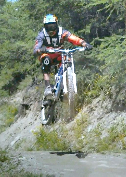 # DH & Enduro # - Page 8 20545210