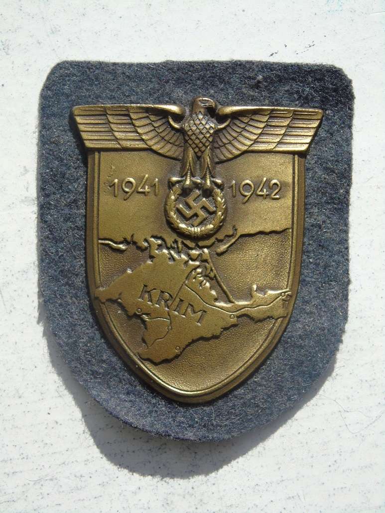 Plaque de Krimé allemande luftwaffe 39-45 Dsc05910