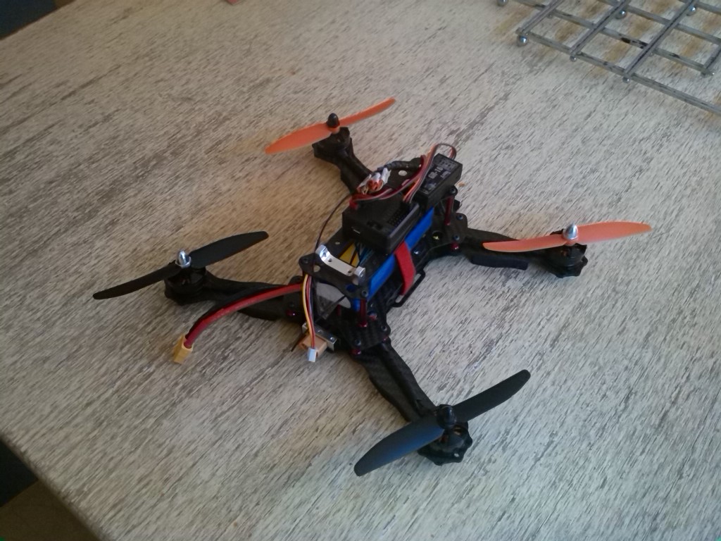 Mein erster kleiner Quadcopter Img_2081