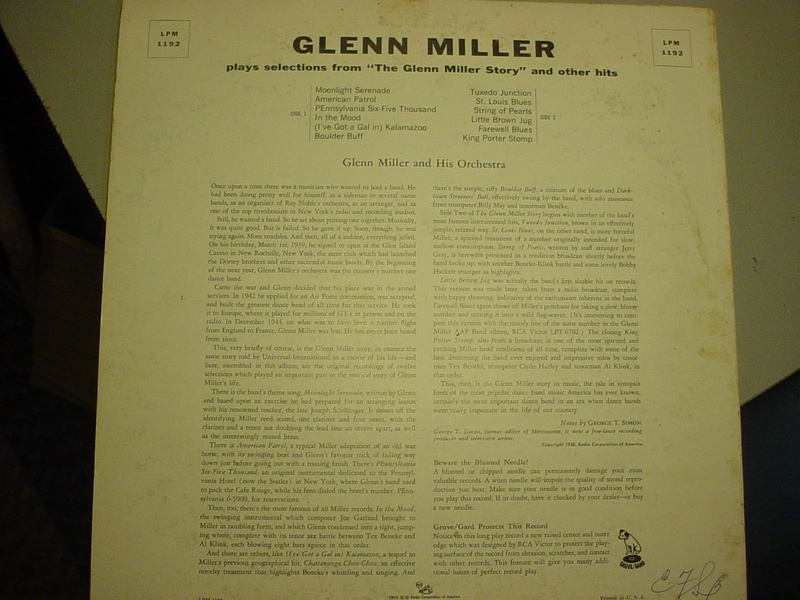 Chillin to  Glenn Miller  Dsc04316