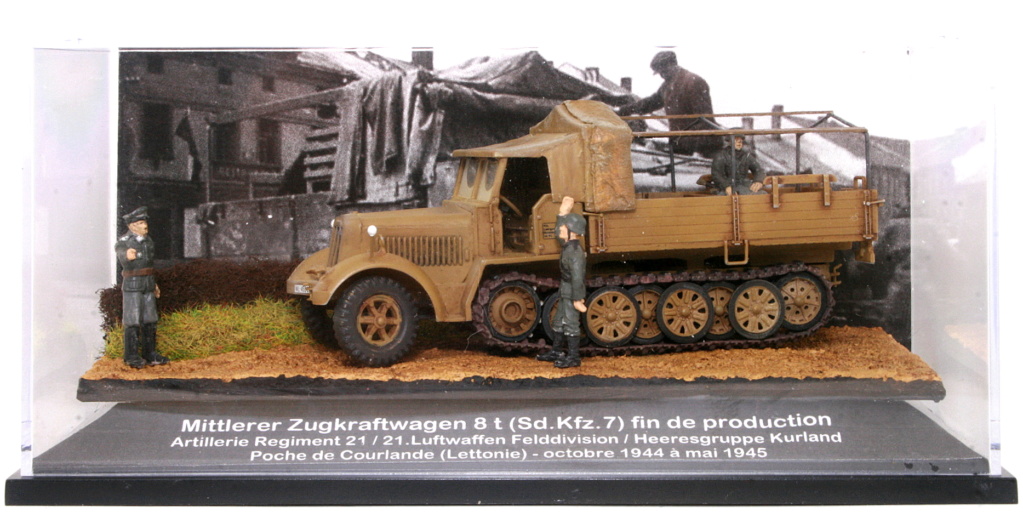 [REVELL] mittlerer Zugkraftwagen 8 t  (Sd.Kfz.7) fin de production (143) Sdkfz135