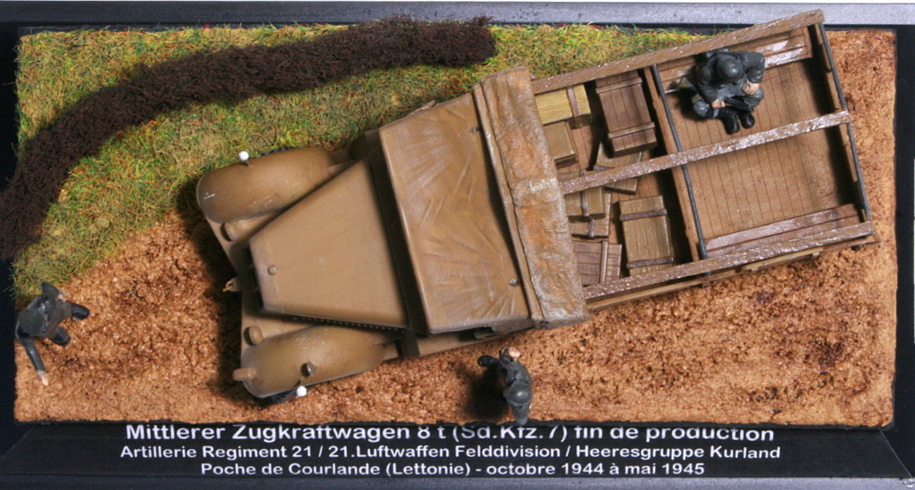 [REVELL] mittlerer Zugkraftwagen 8 t  (Sd.Kfz.7) fin de production (143) Sdkfz141