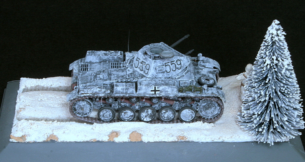 [ESCI-ITALERI]  Panzerkampfwagen II  Ausf. F  (Sd.Kfz. 121)  (102) Sdkfz231