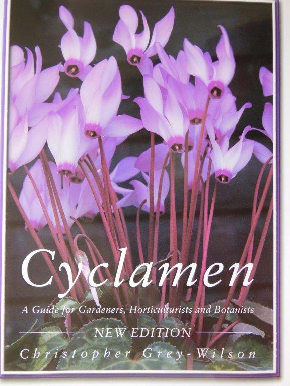Nos cyclamens: culture, entretien, multiplication, arrosage - Page 3 Livre_12
