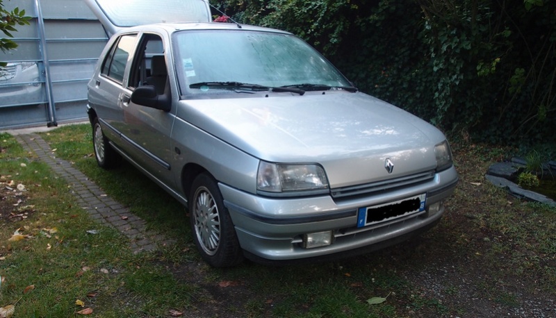 Clio 1 - 1L8 RT P9093110