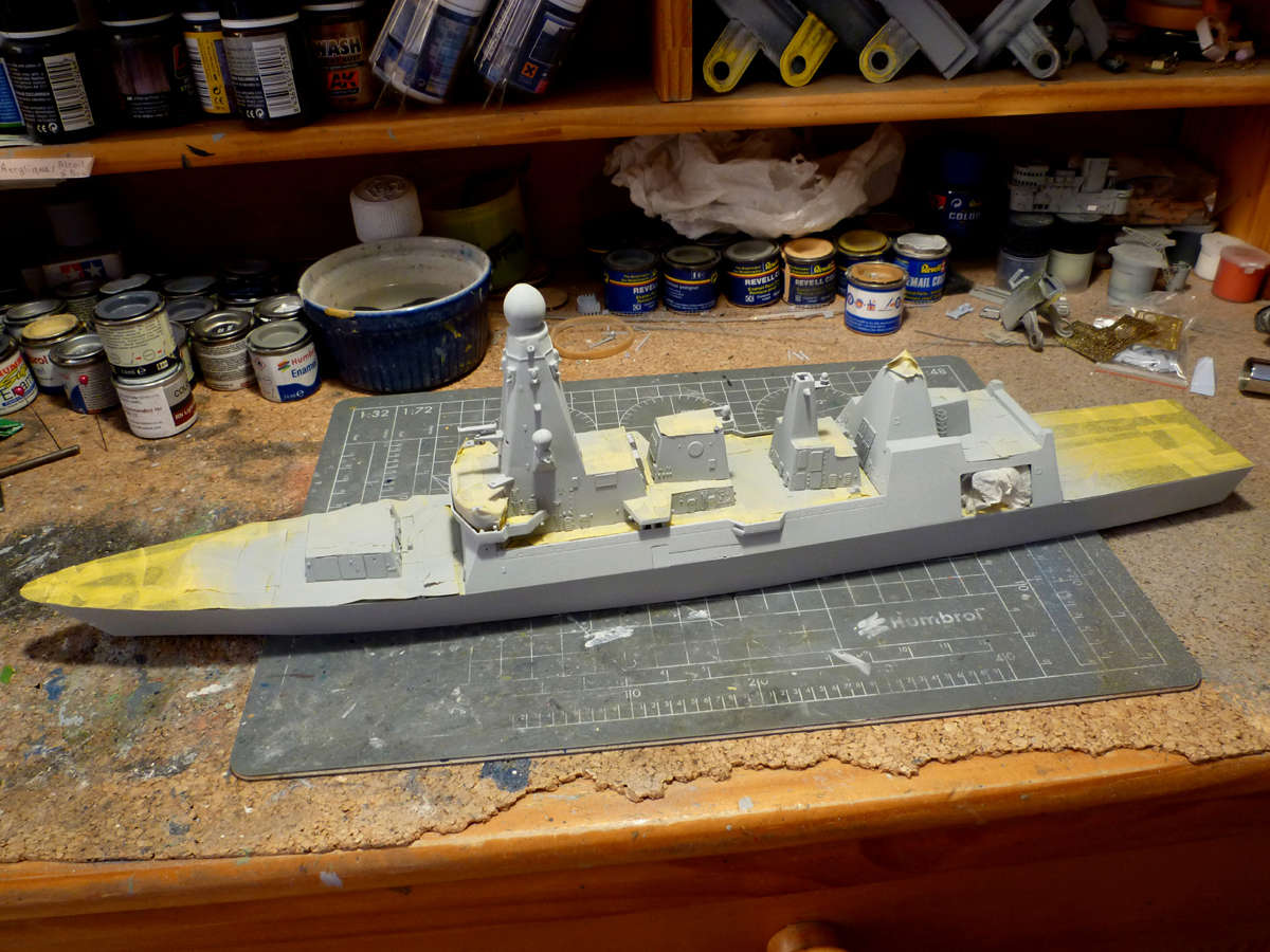 HMS DRAGON Destroyer Type 45 Airfix 1/350 + P.E Bigblueboy - Page 2 Hms_dr38