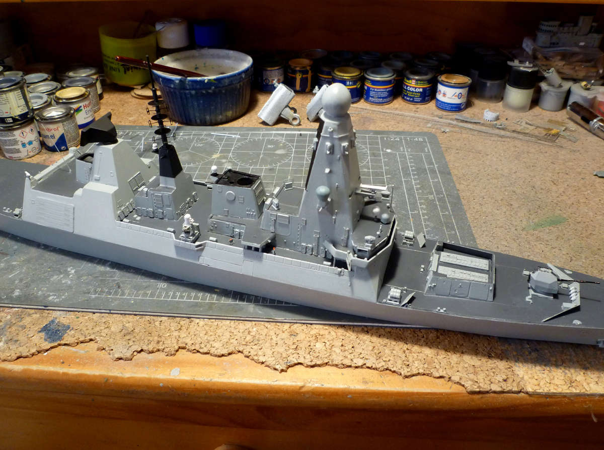 HMS DRAGON Destroyer Type 45 Airfix 1/350 + P.E Bigblueboy - Page 2 Hms_dr46