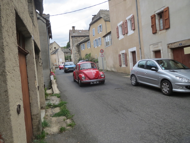 quelques autos au tour cycliste international de L'Ardèche Img_4623