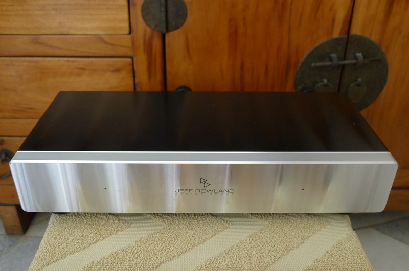 Jeff Rowland Model 102 S Stereo Power Amplifier (Used) P1140145