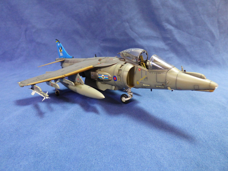 Harrier GR7 - Eduard 1/48 P1050216