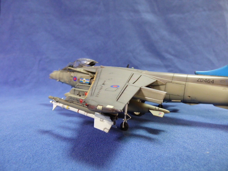 Harrier GR7 - Eduard 1/48 P1050225