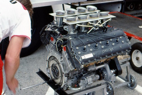Ligier JS 11   saison 1979 échelle 1/12ème réf: 80 790  - Page 2 Ford_c10