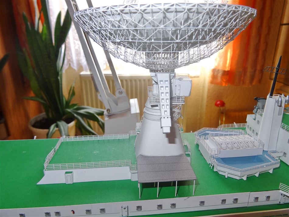 Schiff zur Satellitenortung Juriy Gagarin 1:200 (Oriel) gebaut von Uwe Grawunder Galerie Dsc06267