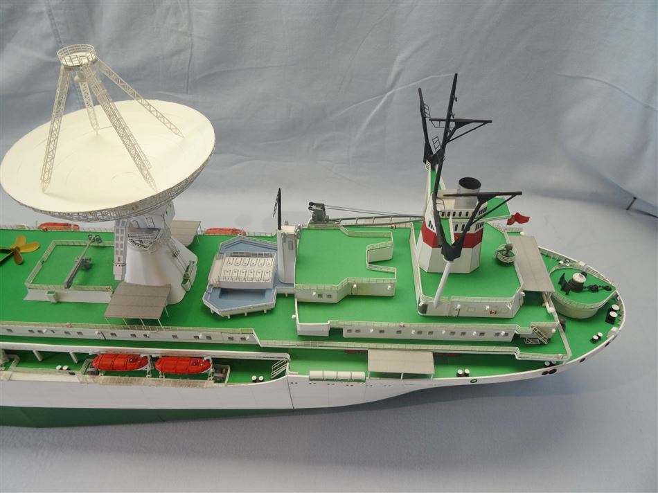 Schiff zur Satellitenortung Juriy Gagarin 1:200 (Oriel) gebaut von Uwe Grawunder Galerie Dsc06269